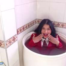 Hikari-Studio-Wam: Hikari Showers in Her Bucket of Water.