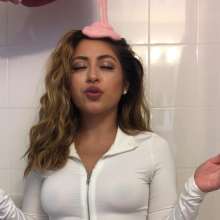 Slimed Models: Karina Slimed for the First Time!  (Pretty in Pink)