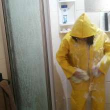 Thefetishgirl: Let's Wash My Rainwear
