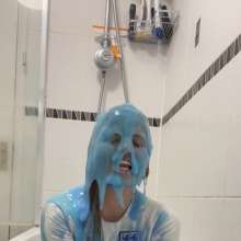 TheGungeZone: Lottie's Messy Football Forfeit