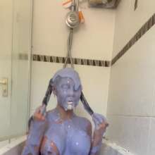 TheGungeZone: Mila's Topless Gunging