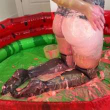 Messy Temptress: Sticky and Slutty in My Nylon Stockings