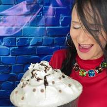Wam Bagheera Studio: Sweet Bianca Misses Her Date Because a Pie Barrage
