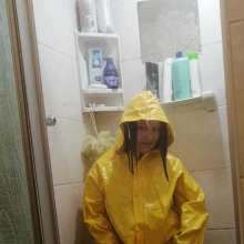 Thefetishgirl: Switch Rainwear in Shower