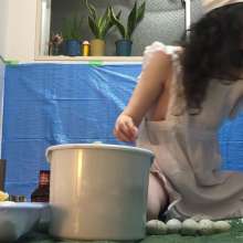 VioletVixen: World's Worst Smelly Egg Salad With Chef Violet: Part 1