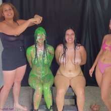 RevSlymsford: Yiyi V Jenny: Yiyi Gets Stripped, Pied + Guacamoled!