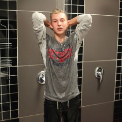 wetlookercom: 3 new guys on wetlooker.com