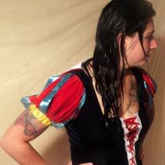 Donnylad: Karma Vixen and the 7 pies now on altwam.com