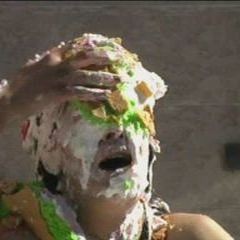 Lenny: Kym is Destroyed With Pies from Jade (New Video Finally!)