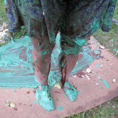 JD and Messy Andi: Wammer of the Day!
