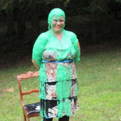 JD and Messy Andi: Slime recipes and alternative pie fillings?