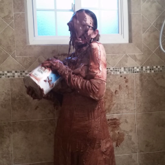 MessyAnt: Got the wifey extremely messy