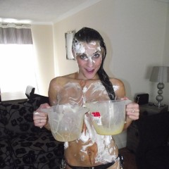 tonyhill: Kacie James and Roxy Mendez - Custard, Pies and Chocolate!