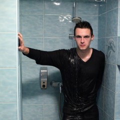 wetlookercom: 4 new guys on wetlooker.com