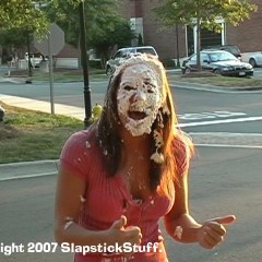 Gurph Morlicks: Tribute to a totally classic public pieing from Slapstick Stuff