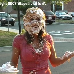 Gurph Morlicks: Tribute to a totally classic public pieing from Slapstick Stuff