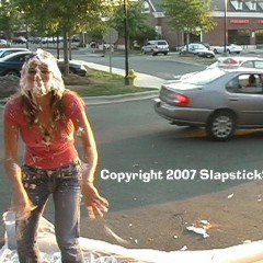 Gurph Morlicks: Tribute to a totally classic public pieing from Slapstick Stuff