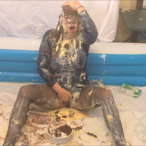 CandyCustard: Maria cums twice in dress, tights, pies and pudding