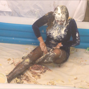 CandyCustard: Maria cums twice in dress, tights, pies and pudding