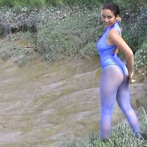 FOXY: Gorgeous Nine in mud