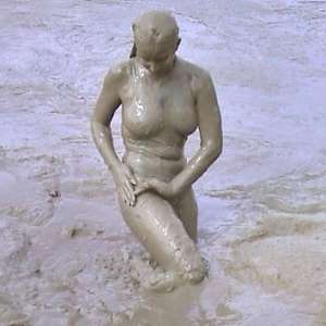 FOXY: Gorgeous Nine in mud
