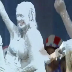 PieFightGirls: 