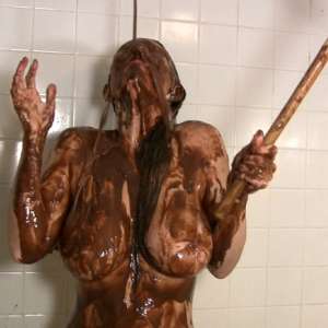 Messygirl: Pics from 2 New Messygirl Downloads