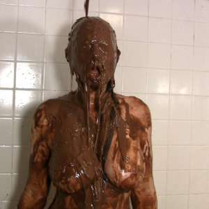 Messygirl: Pics from 2 New Messygirl Downloads