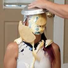 MessyMissMarie: New cake sitting video soon to come!