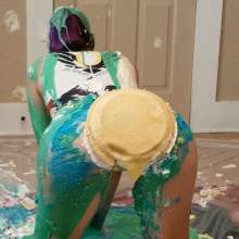 MessyMissMarie: New cake sitting video soon to come!