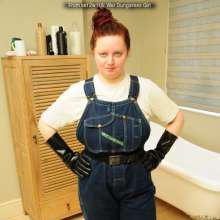 DungeonMasterOne: Cynthia the Butch Dungaree Girl takes a shower and bubble bath!