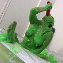 Messygirl: Pics from a New Messygirl Download