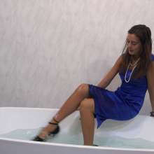 MostWam: Mia's Bubbly Bath