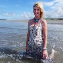 WSMProductions: Mrs. CC in the cold sea again in 'Sea Beauty'  wsm