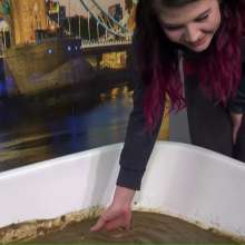 MostWam: Mud Bath In Jeans Rhian