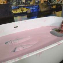 MostWam: Ania And The Bath Of Pink Gunge