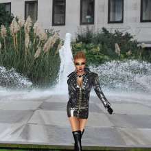 soakinJo: Soakin Jo in a Fountain in Leather