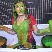 TheGungeZone: Adreena's Messy Football Forfeit