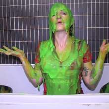 TheGungeZone: Adreena's Messy Football Forfeit