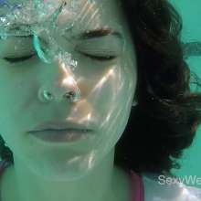 Alana SexyMessyBabes: Alice Fri-Nally Underwater