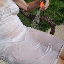 MadelineOasis: After a hard days work, soak a white slip!