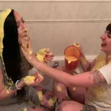 TheGungeZone: Messy Custard Fun