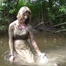 WSMProductions: Muddy Fun--Mrs. CC in Mud Slut 4  the White Gown