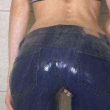 lofw: Really hot wet jeans masturbation