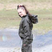 bootedbabes: Rainwear and Yellow Wellies