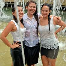 lofw: These female students really know.