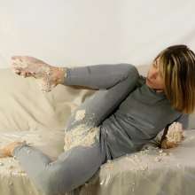 Kaydens: 2 Videos Kaydens' Messy White Ankle Socks