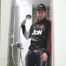 vstyle83: Adidas Shower