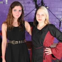 DungeonMasterOne: Dress Mess Wenches!  Felicity and Maude and lots of gunge!