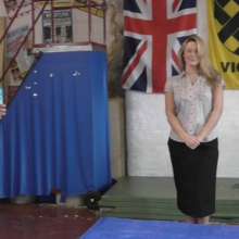 123gunge: World Of Wam: Lisa's splosh diving